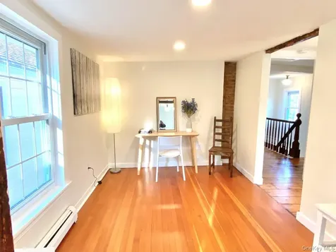 32 Oak Street Rhinebeck NY 12572