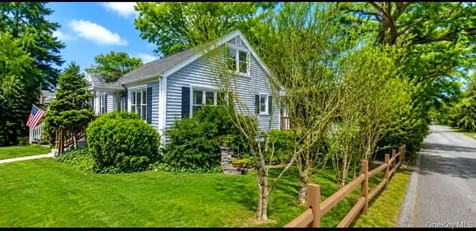 64 Crestwood Boulevard Poughkeepsie NY 12603
