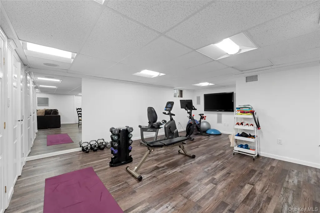 11 Hickory Road Woodsburgh NY 11598