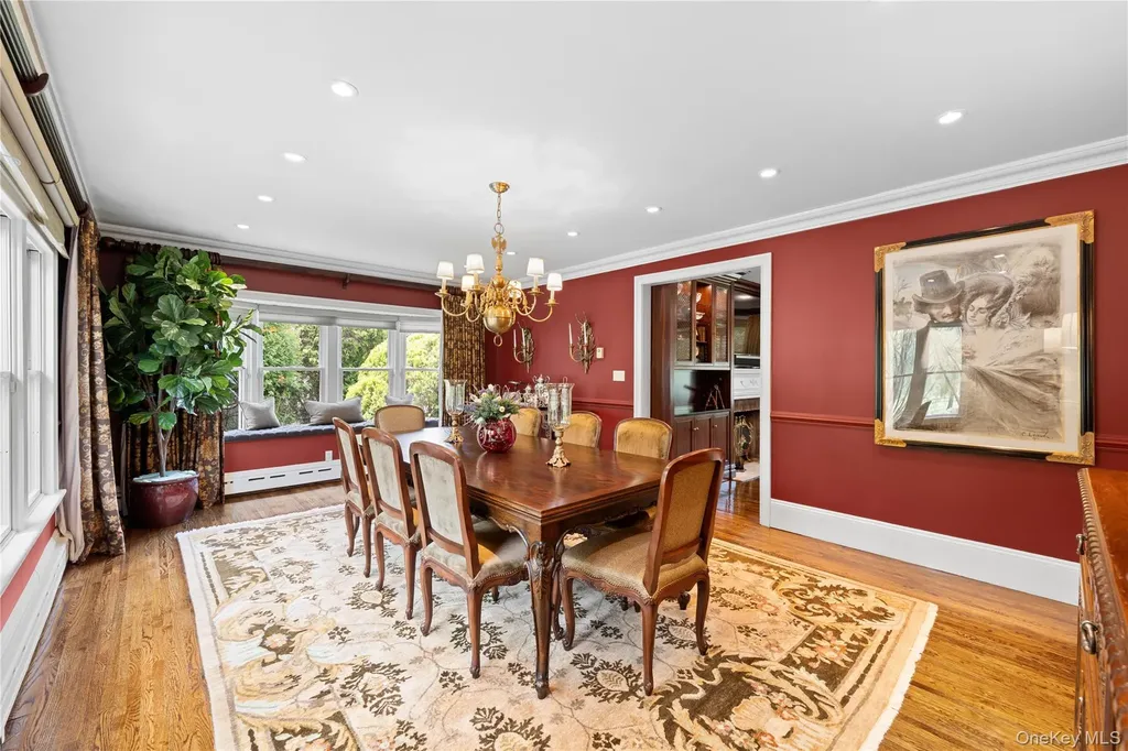 11 Hickory Road Woodsburgh NY 11598