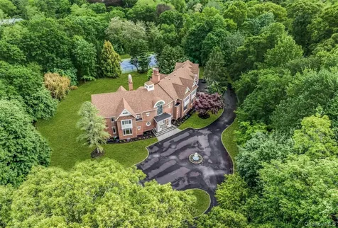 12 Saddle Ridge Road Old Westbury NY 11568