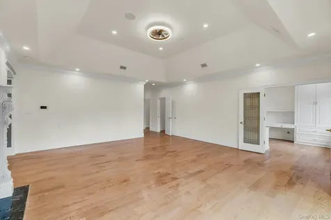 12 Saddle Ridge Road Old Westbury NY 11568