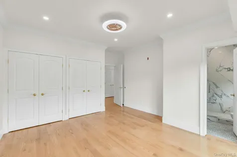 12 Saddle Ridge Road Old Westbury NY 11568