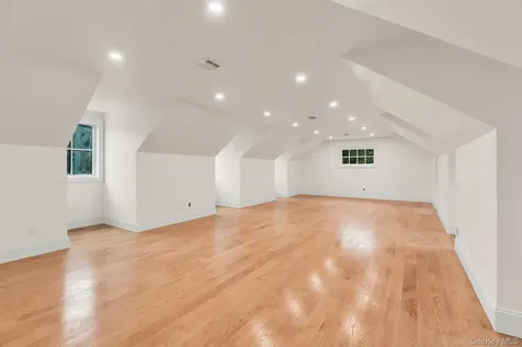 12 Saddle Ridge Road Old Westbury NY 11568