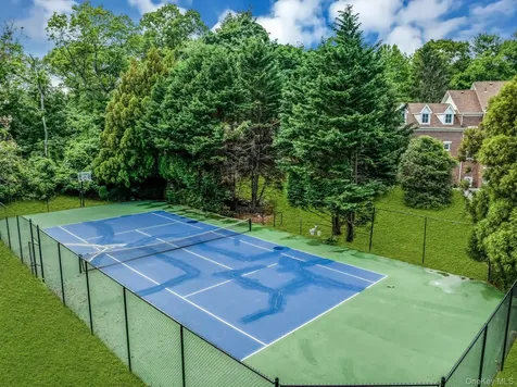 12 Saddle Ridge Road Old Westbury NY 11568