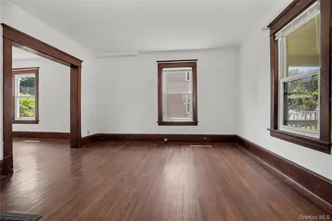 8 Eastview Avenue Brewster NY 10509