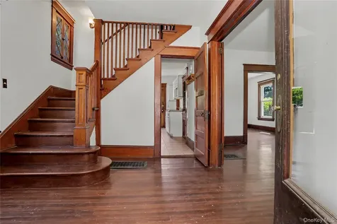 8 Eastview Avenue Brewster NY 10509