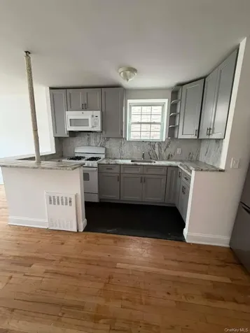 4048 Harper Avenue Bronx NY 10466