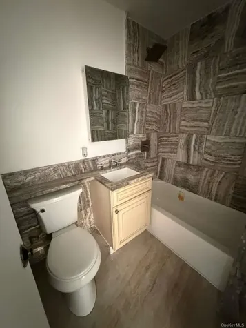 4048 Harper Avenue Bronx NY 10466