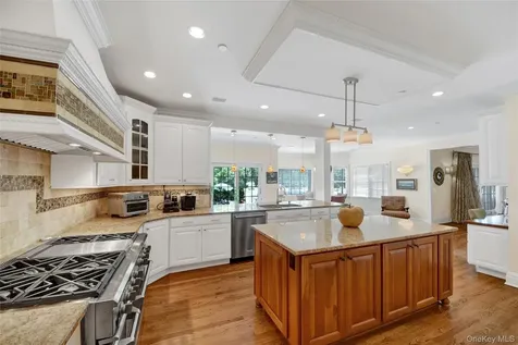 4 Griffen Drive Larchmont NY 10538