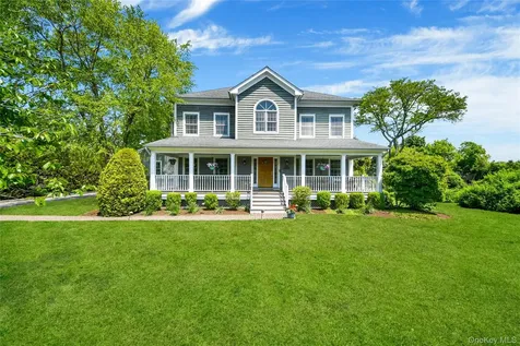 4 Griffen Drive Larchmont NY 10538