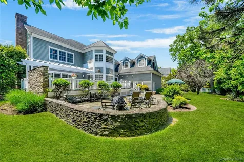 4 Griffen Drive Larchmont NY 10538