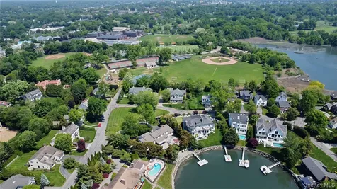4 Griffen Drive Larchmont NY 10538