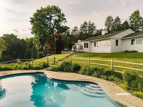 5 Old Cross River Road Katonah NY 10536