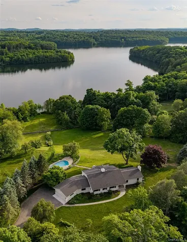 5 Old Cross River Road Katonah NY 10536