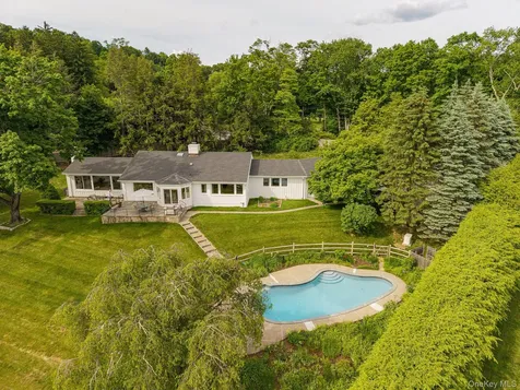 5 Old Cross River Road Katonah NY 10536