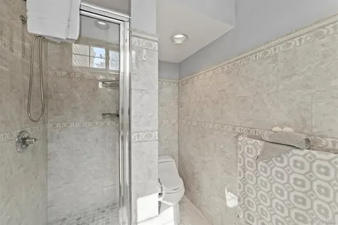 12 Downing Court Irvington NY 10533