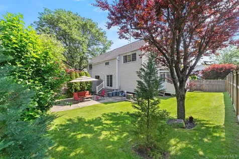 12 Downing Court Irvington NY 10533