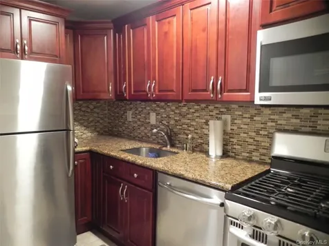 1250 North Avenue New Rochelle NY 10804
