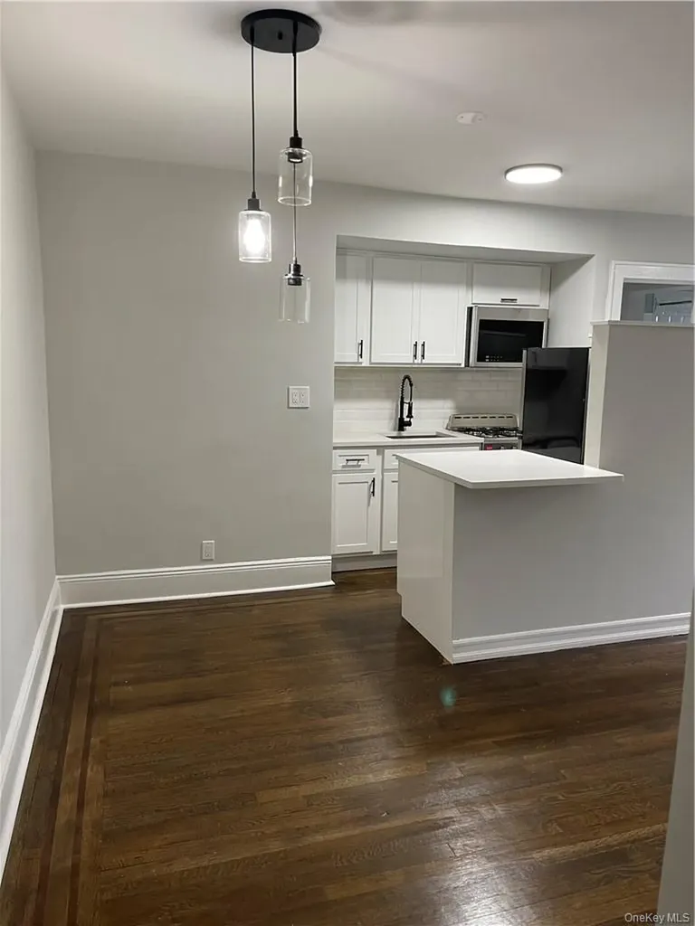 10 Oakridge Place Eastchester NY 10709