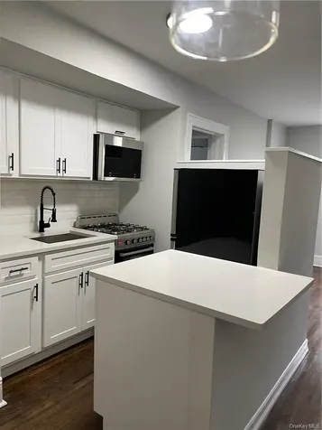10 Oakridge Place Eastchester NY 10709