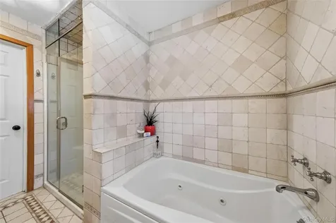 453 2nd Avenue Massapequa Park NY 11762
