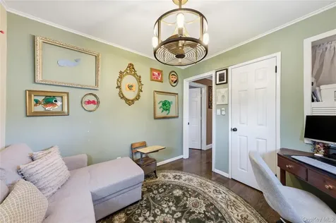 453 2nd Avenue Massapequa Park NY 11762
