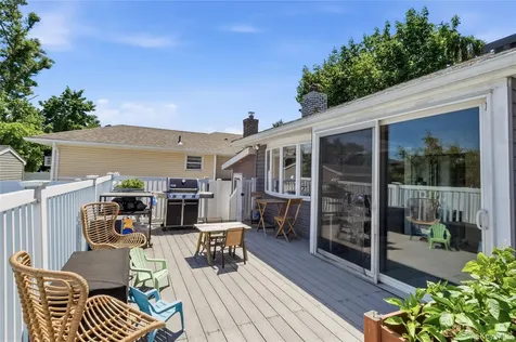 453 2nd Avenue Massapequa Park NY 11762