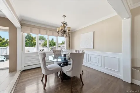 453 2nd Avenue Massapequa Park NY 11762