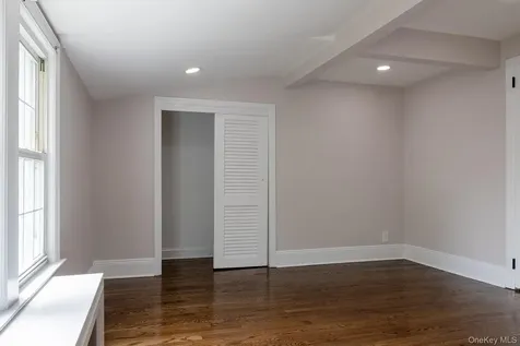 478 Carnation Avenue Floral Park NY 11001