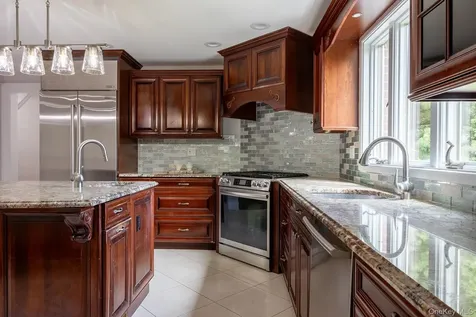 478 Carnation Avenue Floral Park NY 11001