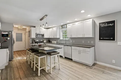 181 Penaluna Road Monroe NY 10950