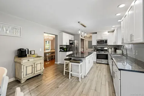 181 Penaluna Road Monroe NY 10950