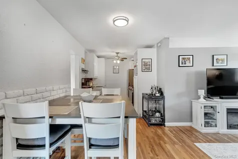 14 Ivy Street Farmingdale NY 11735