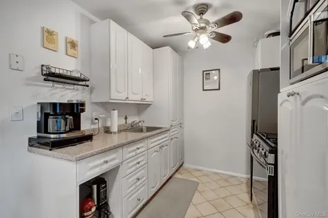 14 Ivy Street Farmingdale NY 11735