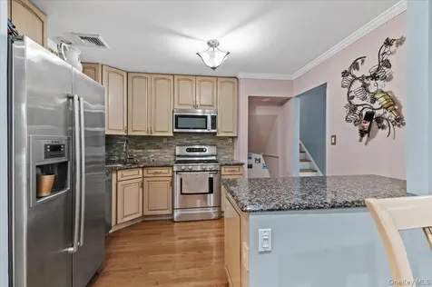 10 Peter Road Hicksville NY 11801