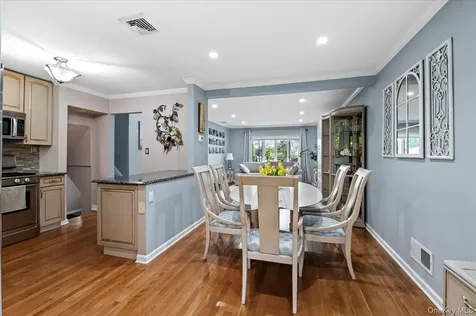 10 Peter Road Hicksville NY 11801