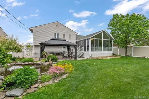 10 Peter Road Hicksville NY 11801