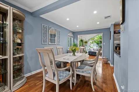 10 Peter Road Hicksville NY 11801