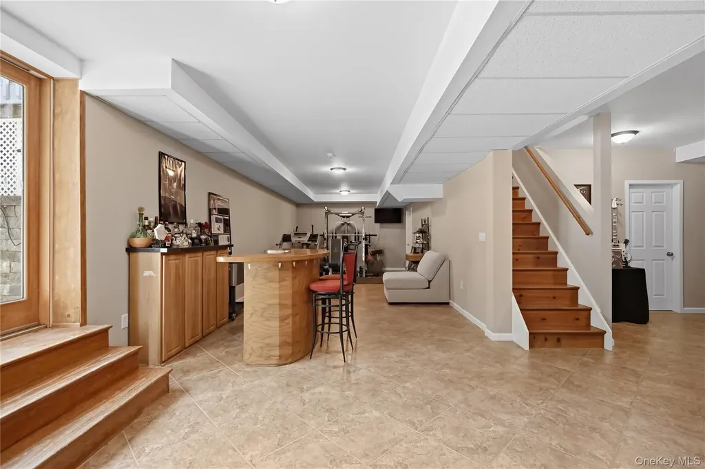 4 Briar Ridge Lane Putnam Valley NY 10579