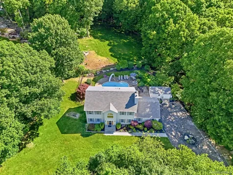4 Briar Ridge Lane Putnam Valley NY 10579