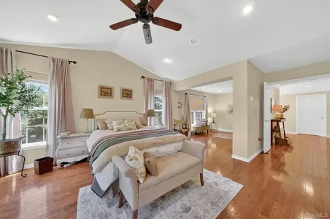 801 Huntington Drive Fishkill NY 12524