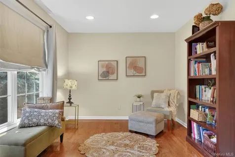 801 Huntington Drive Fishkill NY 12524