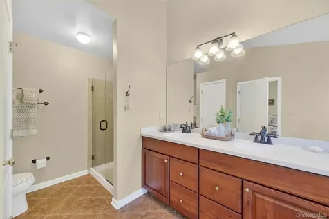 801 Huntington Drive Fishkill NY 12524