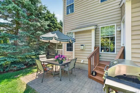 801 Huntington Drive Fishkill NY 12524