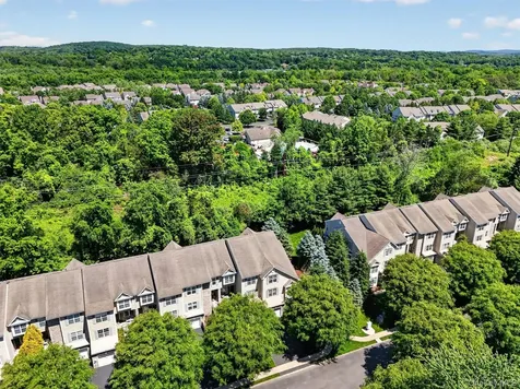 801 Huntington Drive Fishkill NY 12524