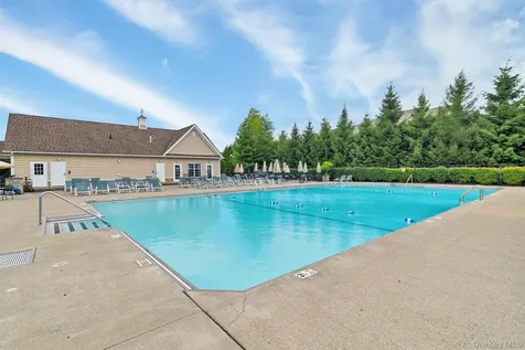 801 Huntington Drive Fishkill NY 12524