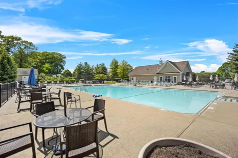 801 Huntington Drive Fishkill NY 12524