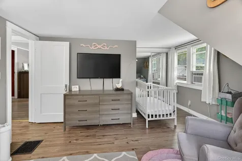 7 Walnut Street Poughkeepsie NY 12601