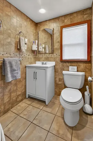 7 Walnut Street Poughkeepsie NY 12601